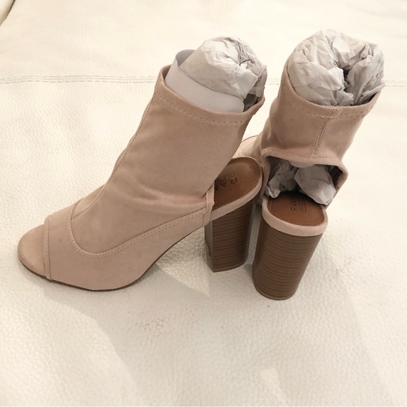 Rampage Tionna Blush Pink Fabric Peep Toe Boots Heels Size 7.5M - Picture 1 of 9
